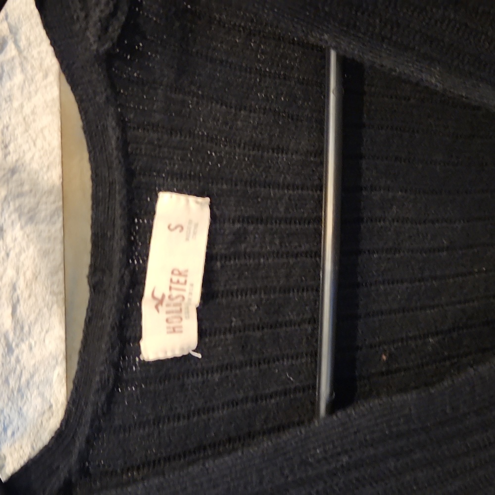 Sweater - Picture 3 of 4